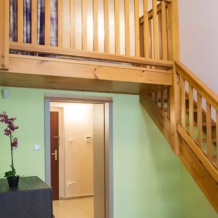 Apartment Jindrisska 25 *
